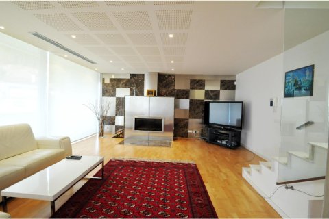 Сasa de 4 dormitorios en venta en Lloret de Mar, Gerona, Cataluña, Spain № 1376 - foto 6