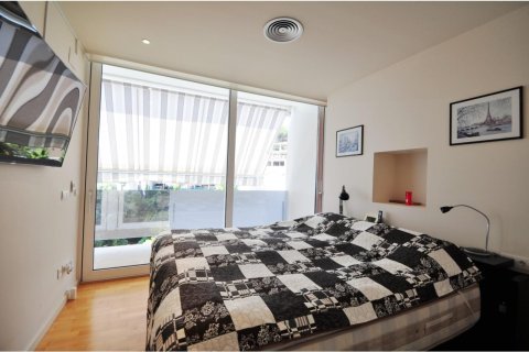 Сasa de 4 dormitorios en venta en Lloret de Mar, Gerona, Cataluña, Spain № 1376 - foto 18