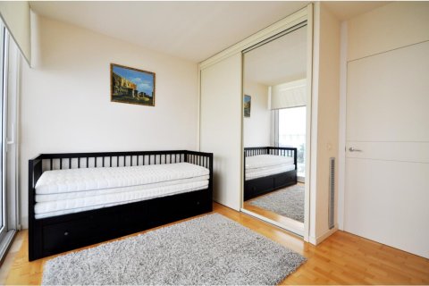 Сasa de 4 dormitorios en venta en Lloret de Mar, Gerona, Cataluña, Spain № 1376 - foto 24