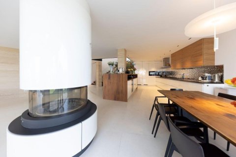 Сasa de 6 dormitorios en venta en Sant Feliu de Guíxols, Gerona, Cataluña, Spain № 1381 - foto 15