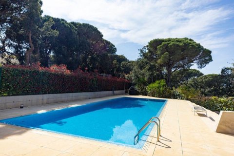 Сasa de 6 dormitorios en venta en Sant Feliu de Guíxols, Gerona, Cataluña, Spain № 1381 - foto 4