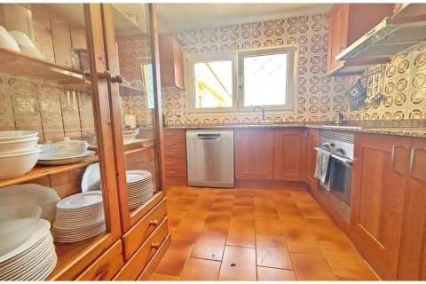 Сasa de 4 dormitorios en venta en Lloret de Mar, Gerona, Cataluña, Spain № 1378 - foto 5