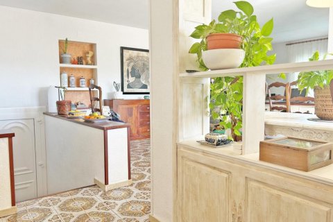 Сasa de 4 dormitorios en venta en Lloret de Mar, Gerona, Cataluña, Spain № 1378