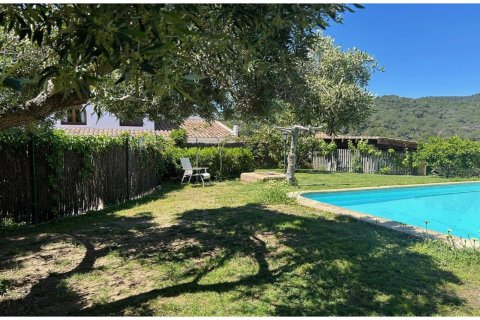 Сasa de 4 dormitorios en venta en Lloret de Mar, Gerona, Cataluña, Spain № 1378 - foto 25