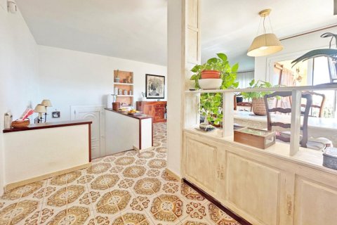 Сasa de 4 dormitorios en venta en Lloret de Mar, Gerona, Cataluña, Spain № 1378 - foto 10