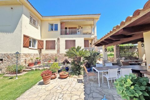 Сasa de 4 dormitorios en venta en Lloret de Mar, Gerona, Cataluña, Spain № 1378 - foto 11