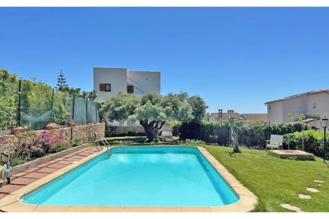 Сasa de 4 dormitorios en venta en Lloret de Mar, Gerona, Cataluña, Spain № 1378 - foto 19