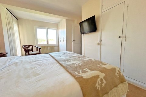 Сasa de 4 dormitorios en venta en Lloret de Mar, Gerona, Cataluña, Spain № 1378 - foto 8