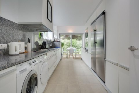 Сasa de 4 dormitorios en venta en S'Agaró, Gerona, Cataluña, Spain № 1379 - foto 16
