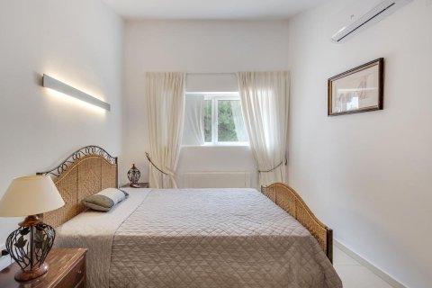 Сasa de 4 dormitorios en venta en S'Agaró, Gerona, Cataluña, Spain № 1379 - foto 26