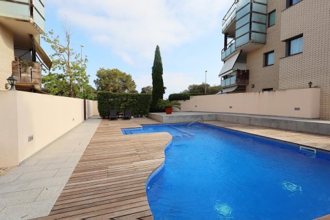 Apartamento de 3 dormitorios en venta en Lloret de Mar, Gerona, Cataluña, Spain № 1377