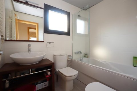Apartamento de 3 dormitorios en venta en Lloret de Mar, Gerona, Cataluña, Spain № 1377 - foto 19