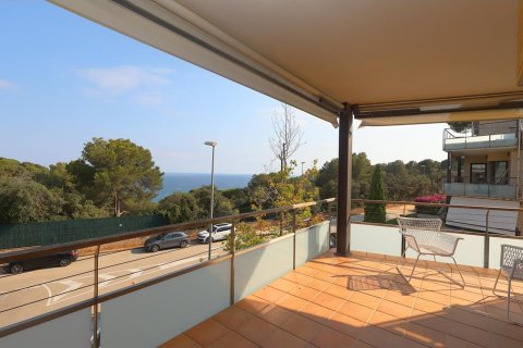 Apartamento de 3 dormitorios en venta en Lloret de Mar, Gerona, Cataluña, Spain № 1377 - foto 27