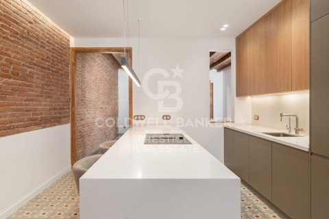 Купить квартиру в Барселона, Испания с 3 спальни, 100м², № 5307 - фото 12