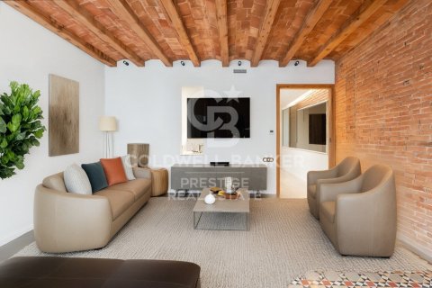 Купить квартиру в Барселона, Испания с 3 спальни, 100м², № 5307 - фото 6