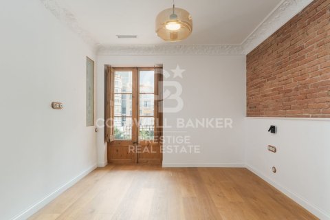 Купить квартиру в Барселона, Испания с 3 спальни, 100м², № 5307 - фото 20