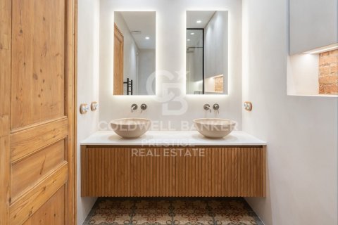 Купить квартиру в Барселона, Испания с 3 спальни, 100м², № 5307 - фото 24
