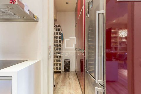 Купить квартиру в Барселона, Испания с 3 спальни, 110м², № 3782 - фото 15