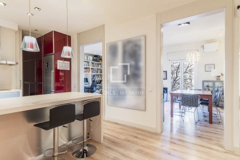 Купить квартиру в Барселона, Испания с 3 спальни, 110м², № 3782 - фото 14