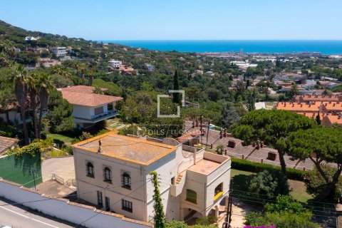 10 bedrooms villa for sale in Cabrils, Barcelona, Catalonia, Spain № 3785 - photo 6