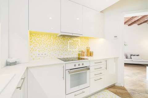 Apartamento de 2 dormitorios en venta en Barcelona, Cataluña, Spain № 3783 - foto 7