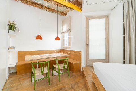 Apartamento de 2 dormitorios en venta en Barcelona, Cataluña, Spain № 3783 - foto 13