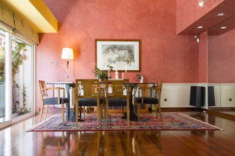 9 bedrooms villa for sale in Sant Just Desvern, Barcelona, Catalonia, Spain № 4410 - photo 4