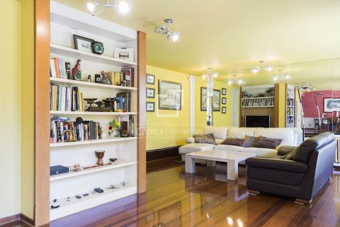 9 bedrooms villa for sale in Sant Just Desvern, Barcelona, Catalonia, Spain № 4410 - photo 5