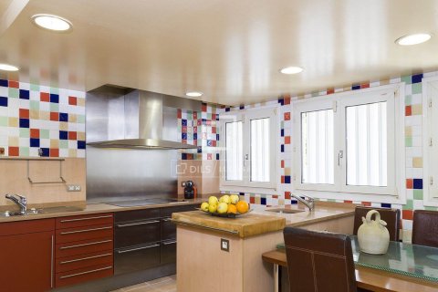 9 bedrooms villa for sale in Sant Just Desvern, Barcelona, Catalonia, Spain № 4410 - photo 9