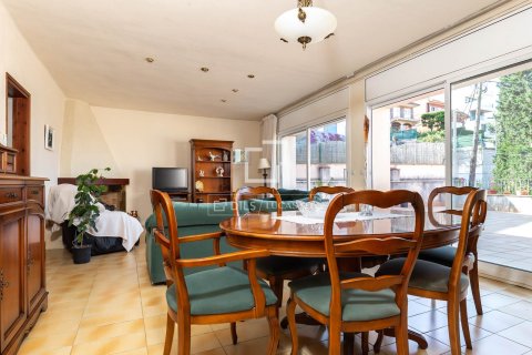 Villa de 6 dormitorios en venta en Esplugues de Llobregat, Barcelona, Cataluña, Spain № 4408 - foto 5