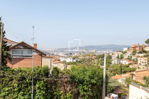 Villa de 6 dormitorios en venta en Esplugues de Llobregat, Barcelona, Cataluña, Spain № 4408 - foto 29