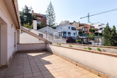 Villa de 6 dormitorios en venta en Esplugues de Llobregat, Barcelona, Cataluña, Spain № 4408 - foto 28