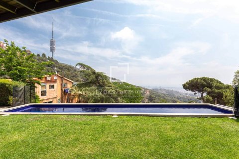 Villa de 4 dormitorios en venta en Barcelona, Cataluña, Spain № 4405 - foto 6
