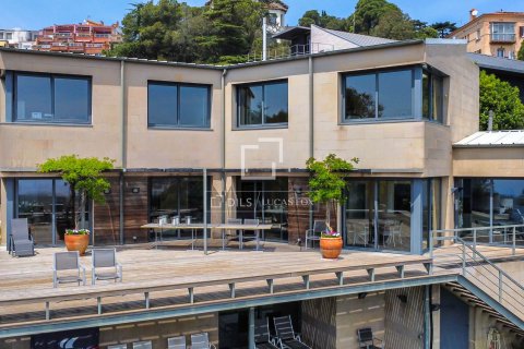 Villa de 4 dormitorios en venta en Barcelona, Cataluña, Spain № 4405 - foto 8