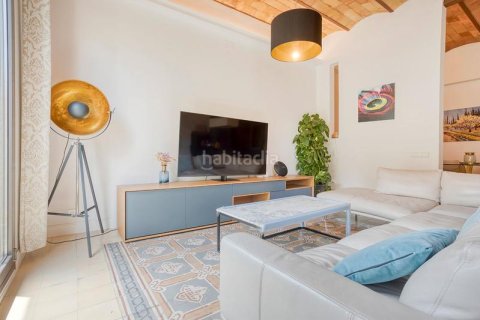 Apartamento de 3 dormitorios en venta en Eixample, Barcelona, Cataluña, Spain № 2234 - foto 22