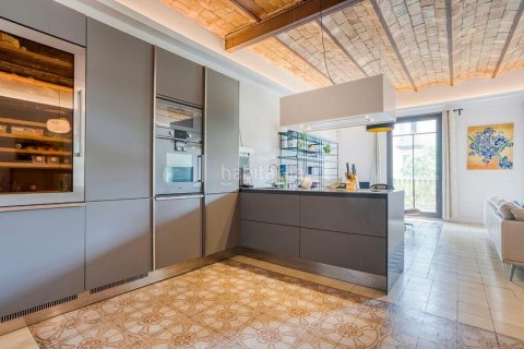 Apartamento de 3 dormitorios en venta en Eixample, Barcelona, Cataluña, Spain № 2234 - foto 21
