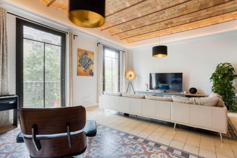 Apartamento de 3 dormitorios en venta en Eixample, Barcelona, Cataluña, Spain № 2234 - foto 5