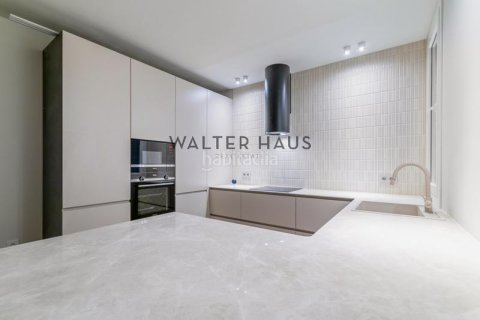 3 bedrooms apartment for sale in Eixample, Barcelona, Catalonia, Spain № 2233 - photo 10