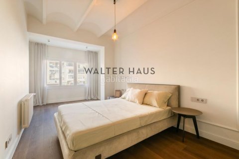 3 bedrooms apartment for sale in Eixample, Barcelona, Catalonia, Spain № 2233 - photo 14