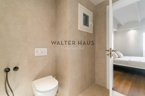3 bedrooms apartment for sale in Eixample, Barcelona, Catalonia, Spain № 2233 - photo 16