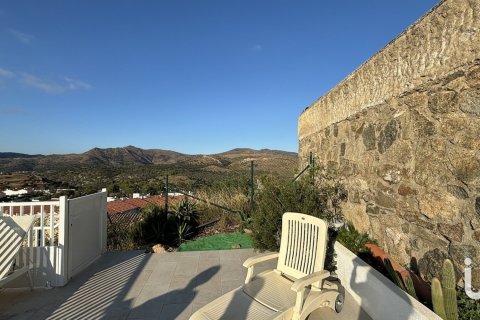 Сasa de 3 dormitorios en venta en Roses, Gerona, Cataluña, Spain № 4953 - foto 11