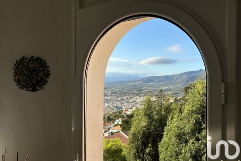 Сasa de 3 dormitorios en venta en Roses, Gerona, Cataluña, Spain № 4953 - foto 13