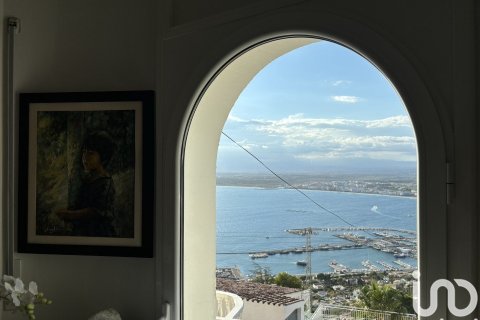 Сasa de 3 dormitorios en venta en Roses, Gerona, Cataluña, Spain № 4953 - foto 7