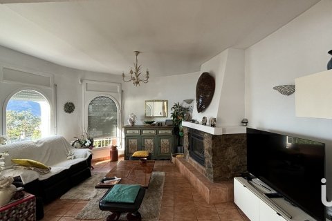 Сasa de 3 dormitorios en venta en Roses, Gerona, Cataluña, Spain № 4953 - foto 6