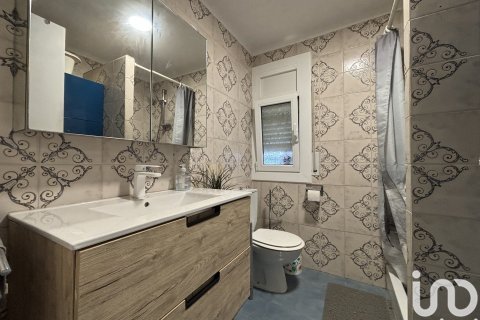 Сasa de 3 dormitorios en venta en Roses, Gerona, Cataluña, Spain № 4953 - foto 22
