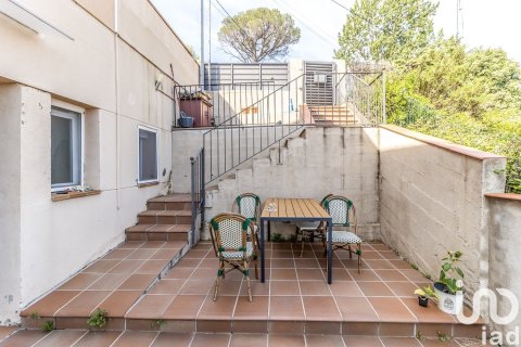 Сasa de 7 dormitorios en venta en Castellar del Vallès, Barcelona, Cataluña, Spain № 4956 - foto 23