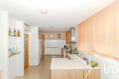 Сasa de 7 dormitorios en venta en Castellar del Vallès, Barcelona, Cataluña, Spain № 4956 - foto 6
