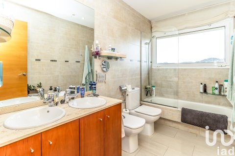 Сasa de 7 dormitorios en venta en Castellar del Vallès, Barcelona, Cataluña, Spain № 4956 - foto 11