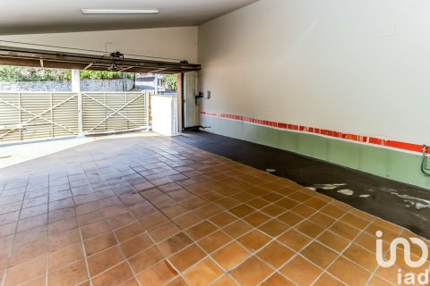 Сasa de 7 dormitorios en venta en Castellar del Vallès, Barcelona, Cataluña, Spain № 4956 - foto 19