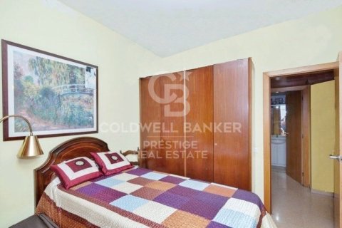 Apartamento de 3 dormitorios en venta en Barcelona, Cataluña, Spain № 6009 - foto 3